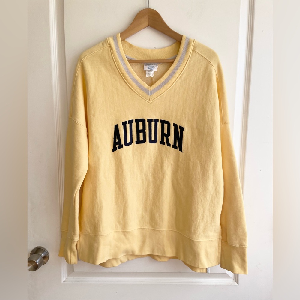 Vintage 90s Champion Reverse Weave Auburn University Vneck Sweatshirt Men’s S